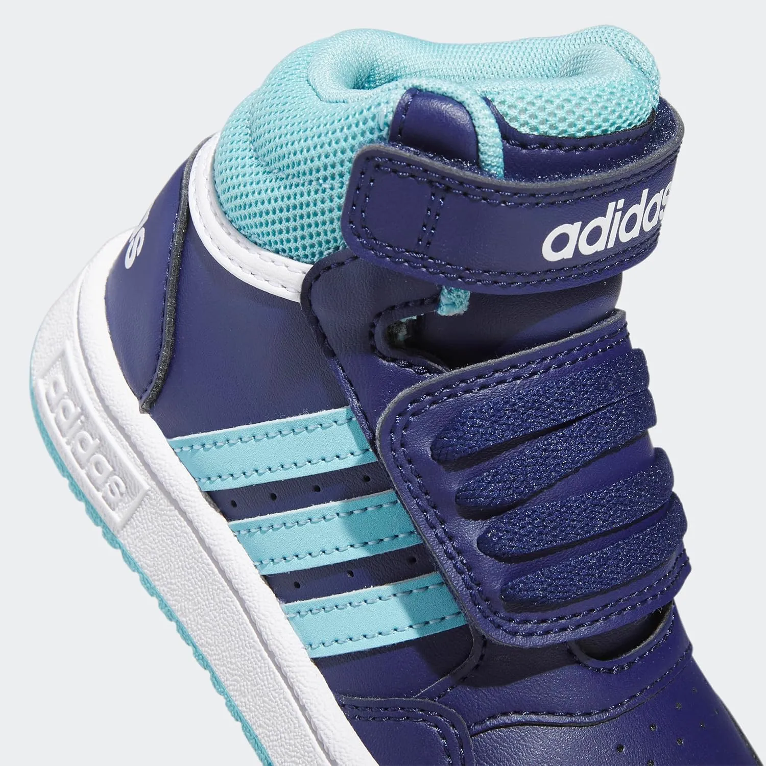 adidas Men's Sneaker