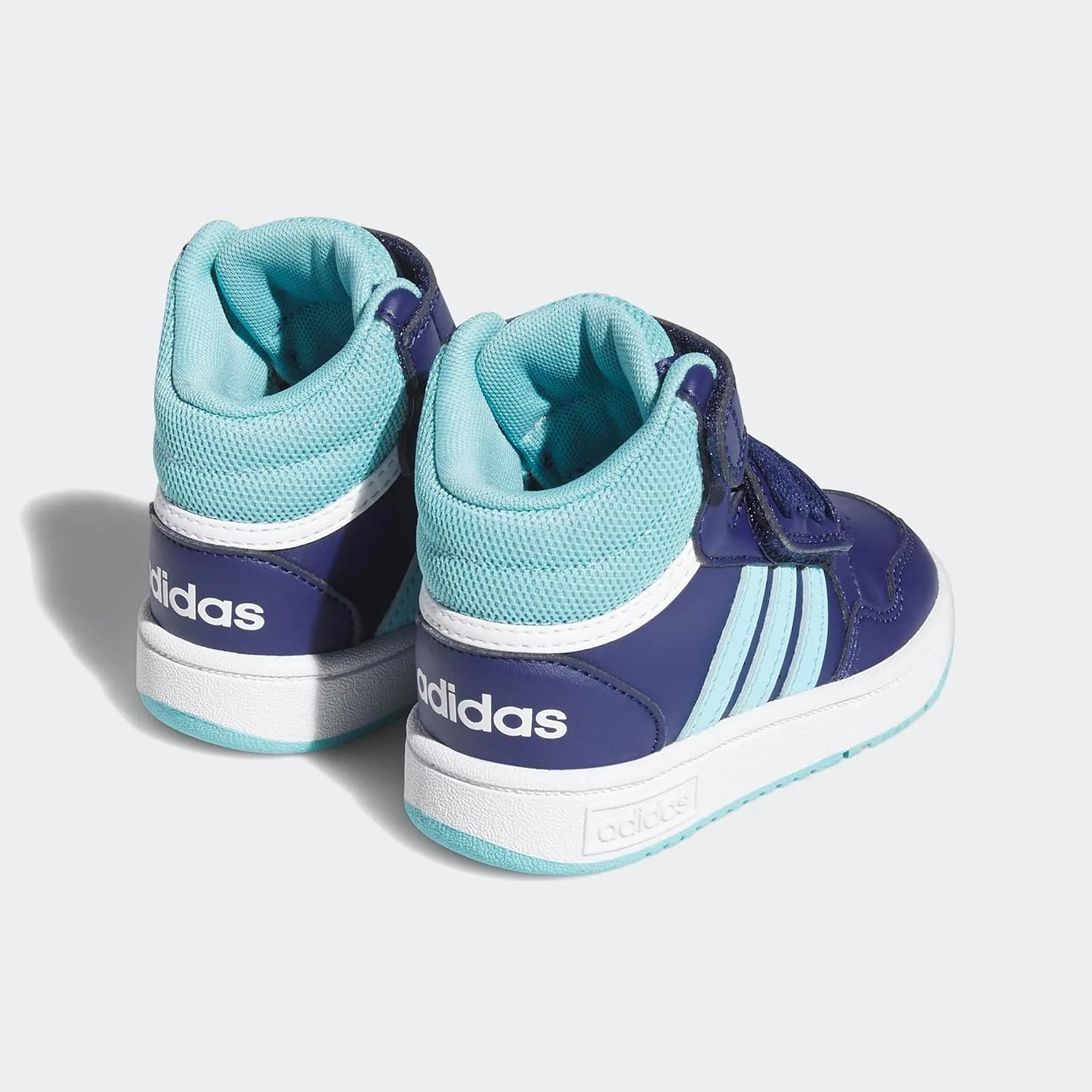 adidas Men's Sneaker