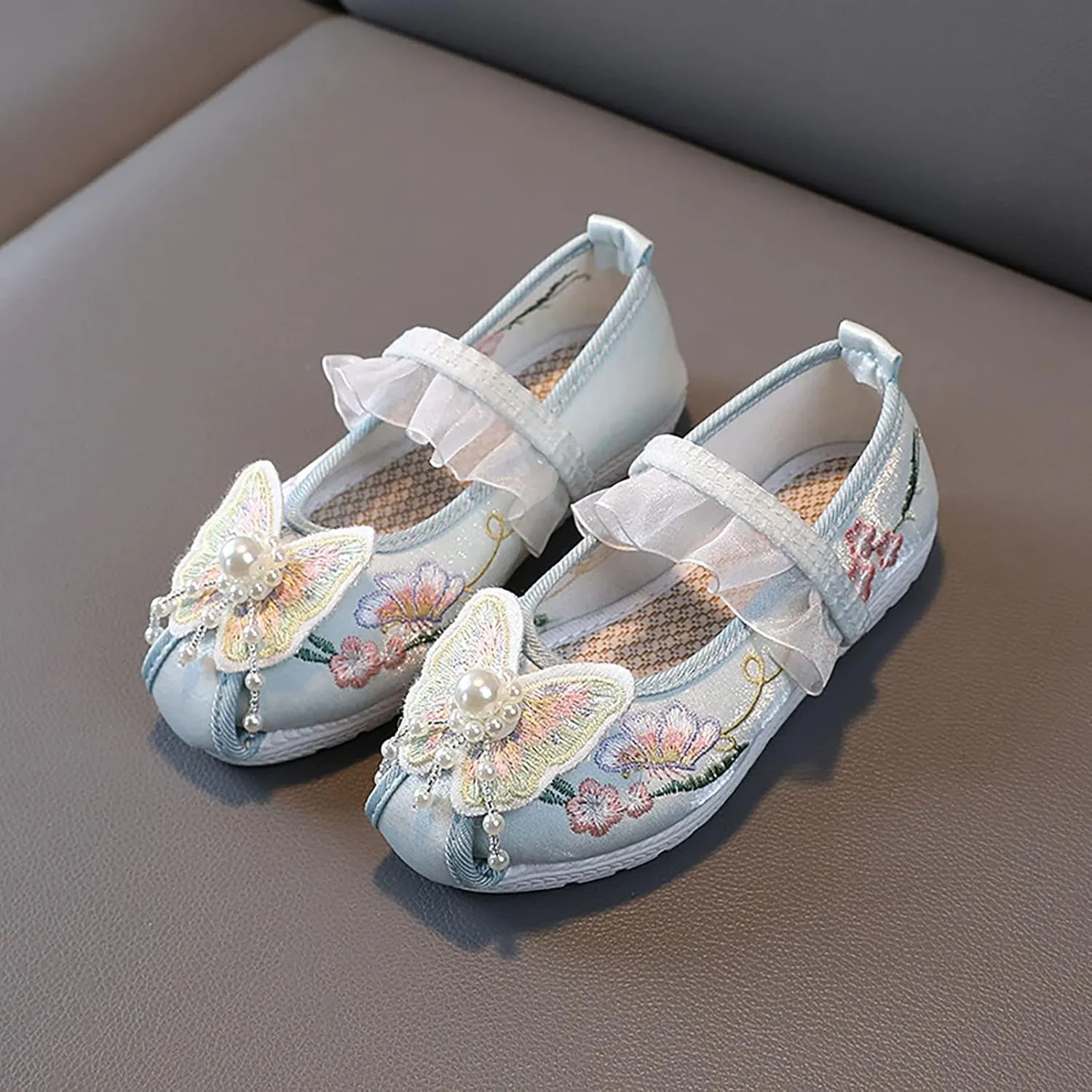 Children House Shoes Girls Flat Bottomed Embroidered Sandals Fashionable Children Performance Shoes