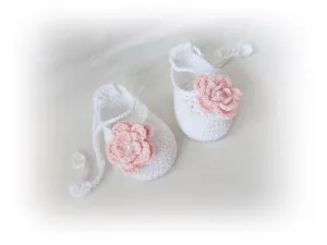 Crochet Baby Shoes, Newborn Girl shoes, Baby Shower Gift (3-6 months)