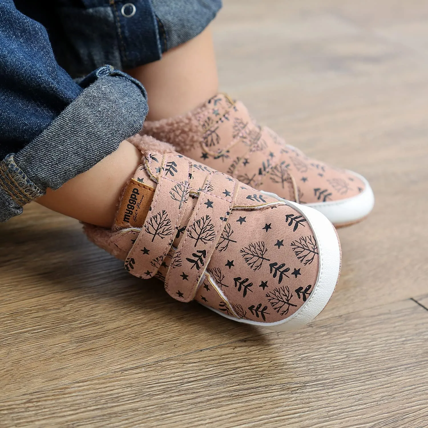 FAMI Baby Warm Booties Newborn Boy Girl Boots Cozy Fur Shoes Hook and loop Toddler Booties First Walker Winter Crib Boots