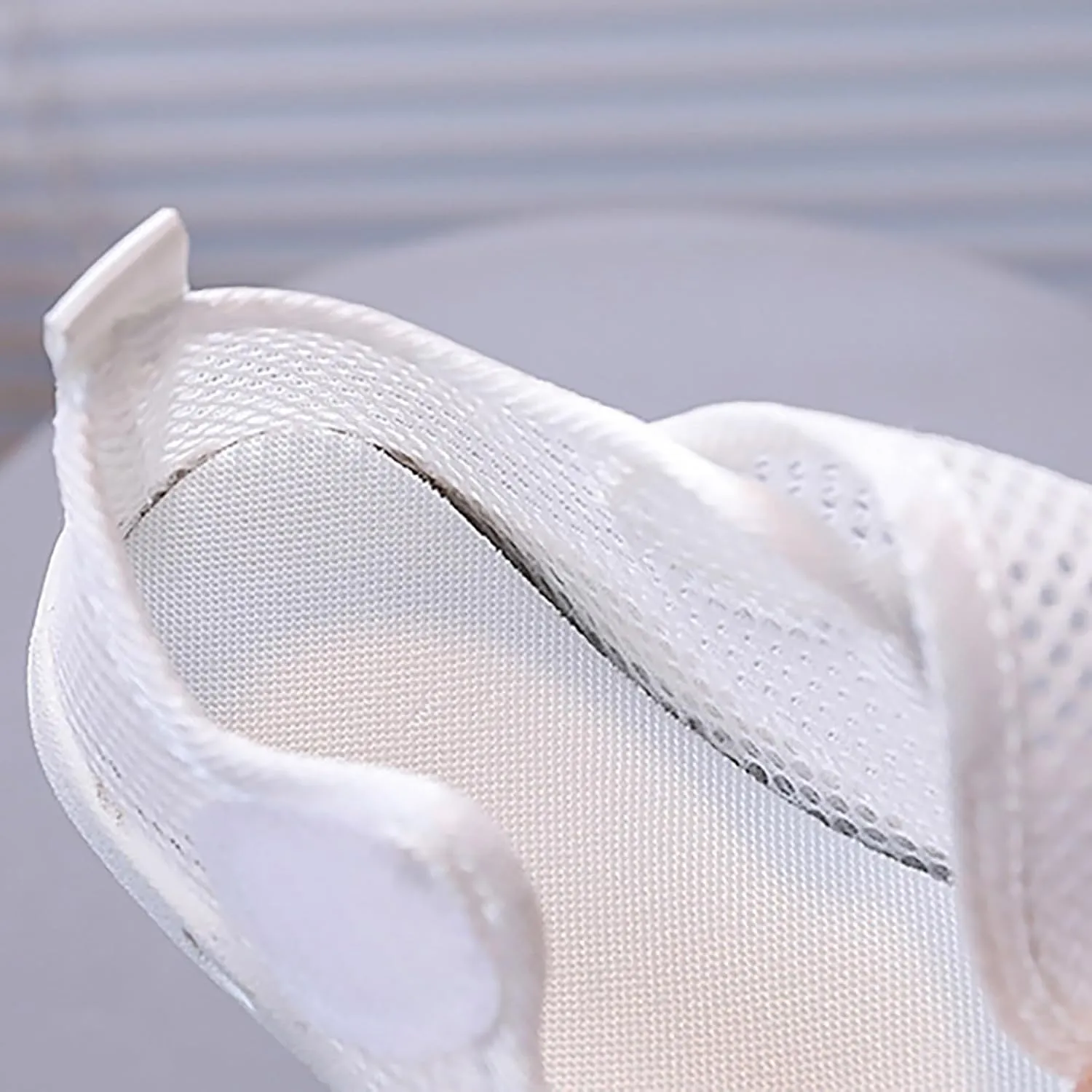Summer New Hollowed Breathable Mesh Shoes Boys Baotou Anti Kick Sandals Girls Solid Color Beach Slides Shoes for Kids